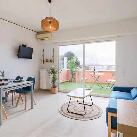 2p Vue Mer, Proche Gare Et Plages Apartment